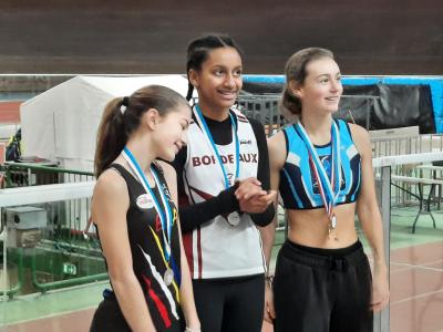 20230204 championnat de gironde longueur capucine 2eme medaille bronze 1