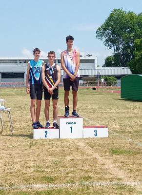 230604 cdg u18 podium elouan vidon