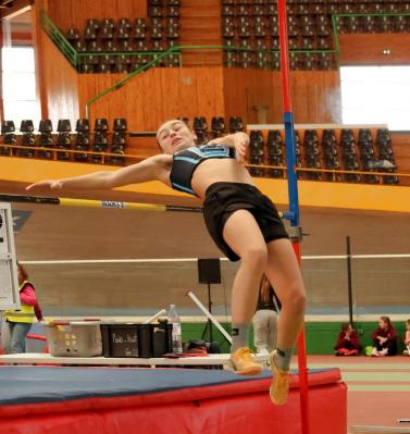 250216 championnats de gironde indiv u16 hauteur capucine abrahams 1